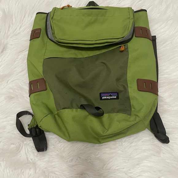 Patagonia Men’s Green Backpack - Picture 1 of 7